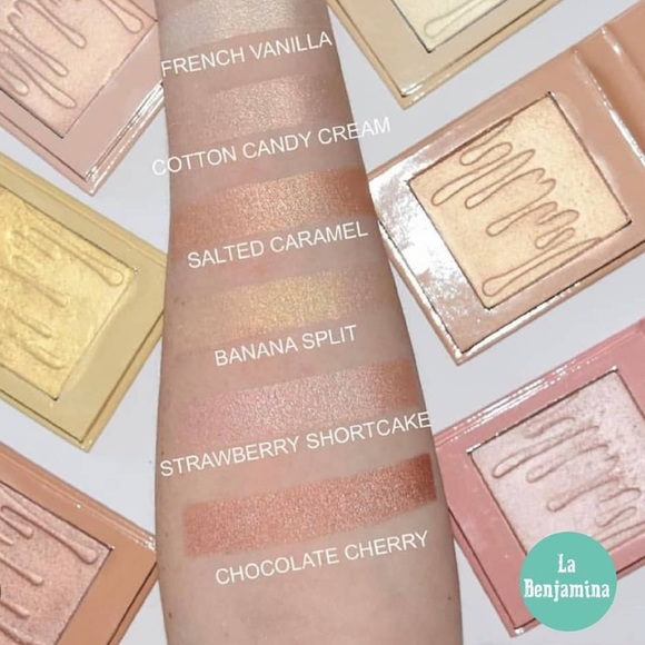 💕🍌Kylie Banana Split Pressed Illuminating Powder - Picture 6 of 8